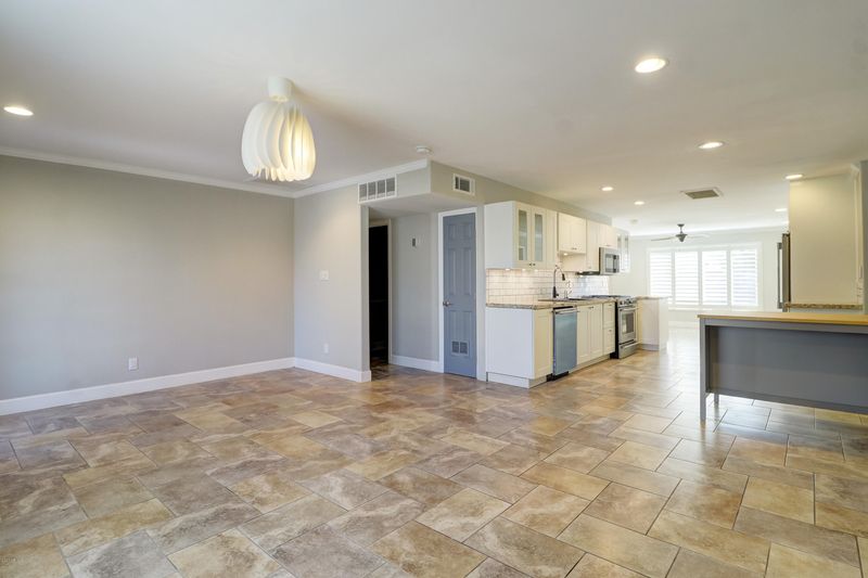 8709 E Virginia Ave, Scottsdale, AZ 85257