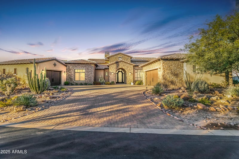 8710 Lost Gold Cir, Gold Canyon, AZ 85118