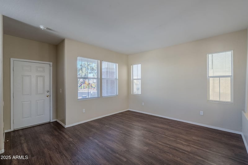 8711 Kiva Ave, Mesa, AZ 85209