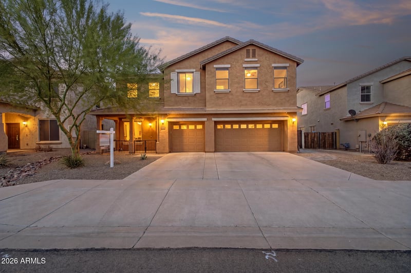 8711 N 182nd Ln, Waddell, AZ 85355