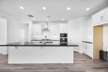 8712 Colter St, Glendale, AZ 85305