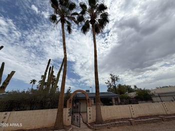 8712 E Main St, Mesa, AZ 85207