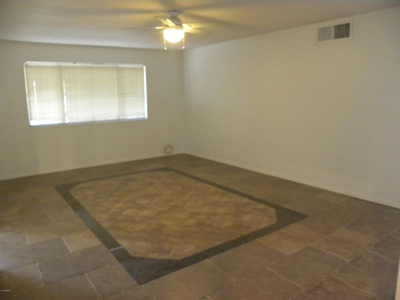 8712 N 39th Ave, Phoenix, AZ 85051
