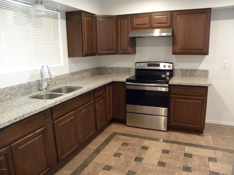 8712 N 39th Ave, Phoenix, AZ 85051