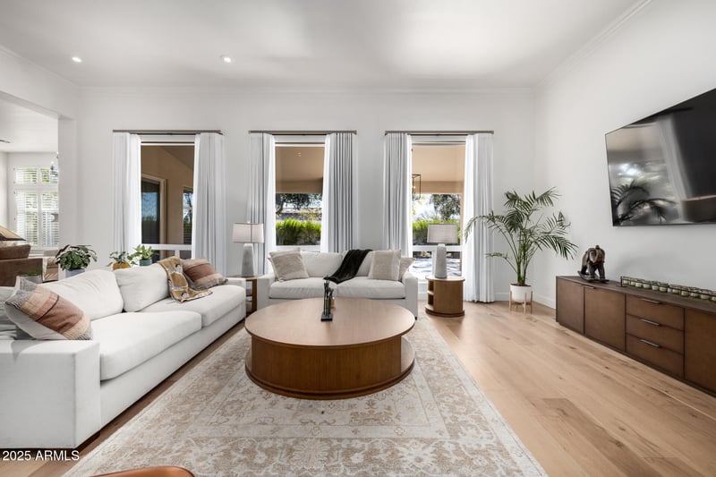 8713 E Voltaire Ave, Scottsdale, AZ 85260