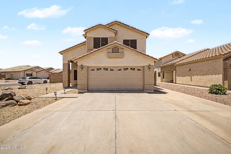 8713 Lisbon Ln, Peoria, AZ 85381
