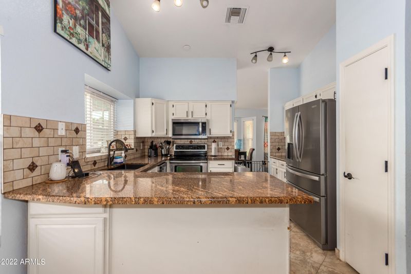 8713 W Wilshire Dr, Phoenix, AZ 85037