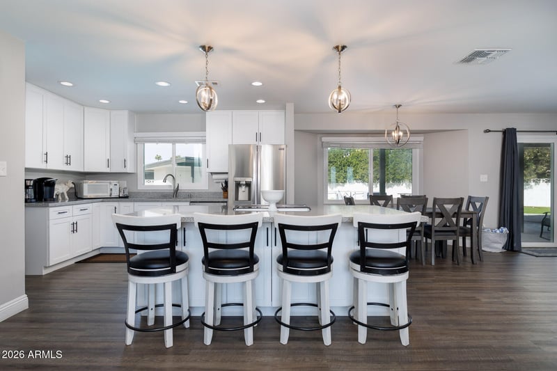 8714 Mackenzie Dr, Scottsdale, AZ 85251