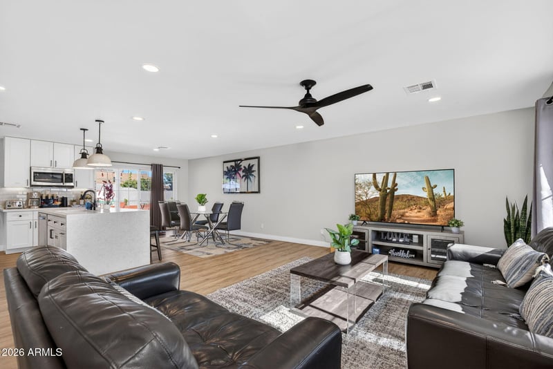 8714 E Plaza Ave, Scottsdale, AZ 85250