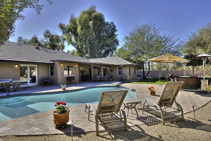 8714 N 80th Pl, Scottsdale, AZ 85258