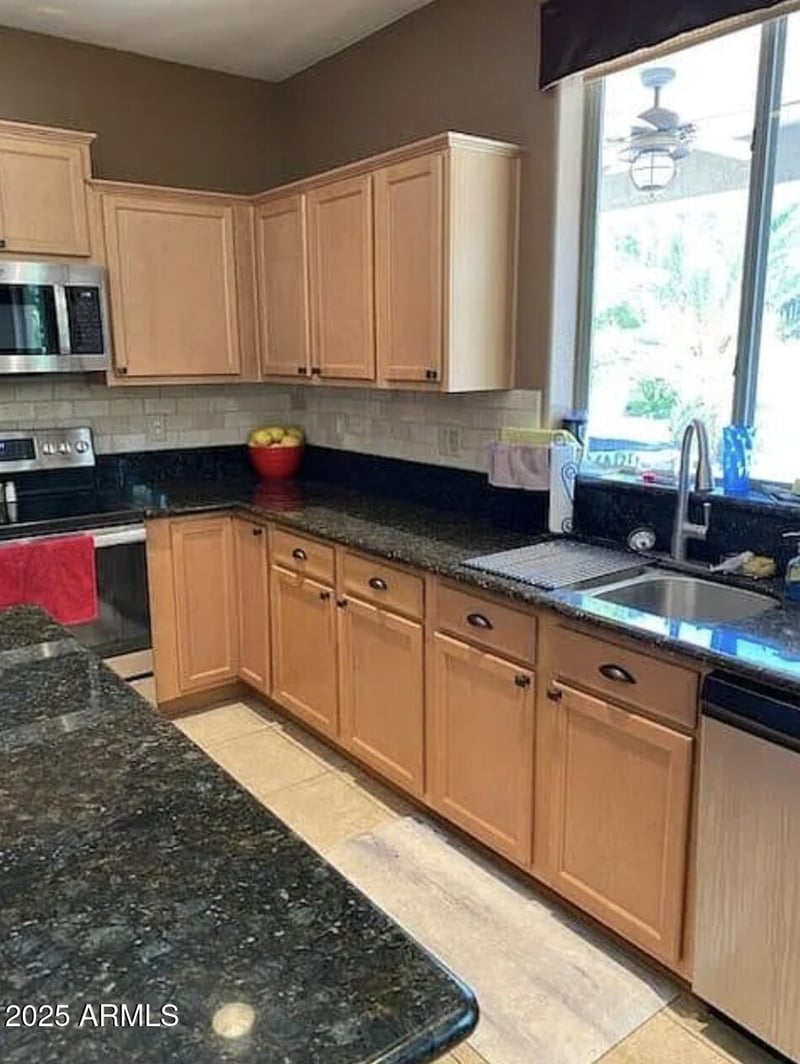 8715 182nd Ln, Waddell, AZ 85355