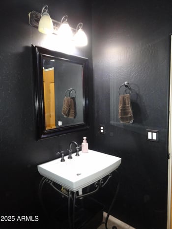 8716 204th Dr, Buckeye, AZ 85326