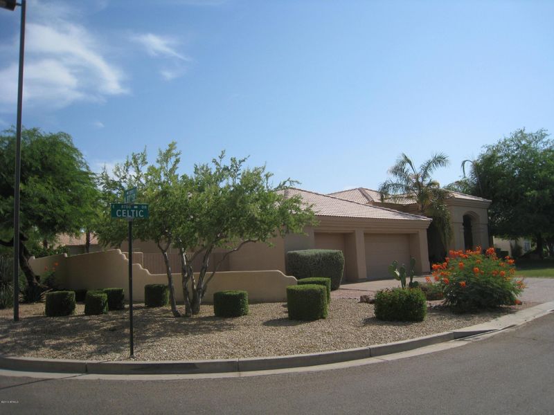 8716 E Celtic Dr, Scottsdale, AZ 85260