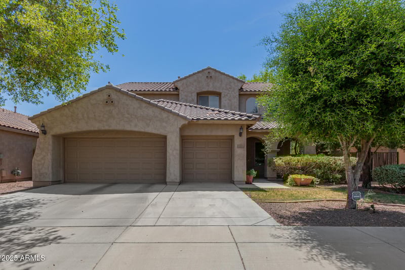 8718 180th Dr, Waddell, AZ 85355