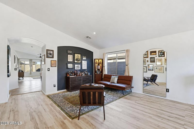 8718 E Portobello Ave, Mesa, AZ 85212