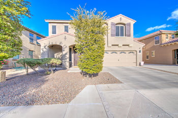 8719 40th Dr, Laveen, AZ 85339