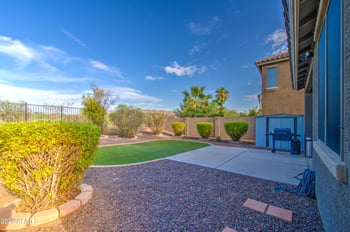 8719 40th Dr, Laveen, AZ 85339