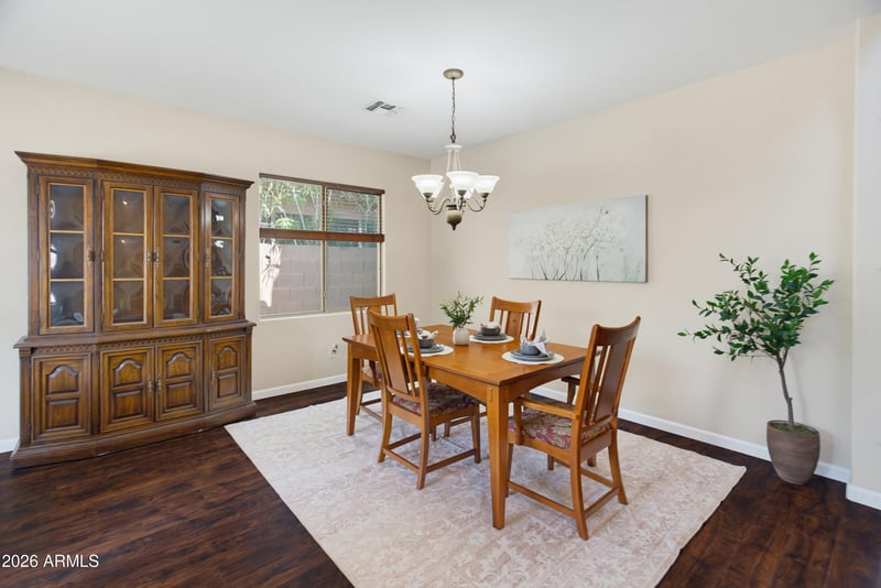 8719 W Magnolia St, Tolleson, AZ 85353