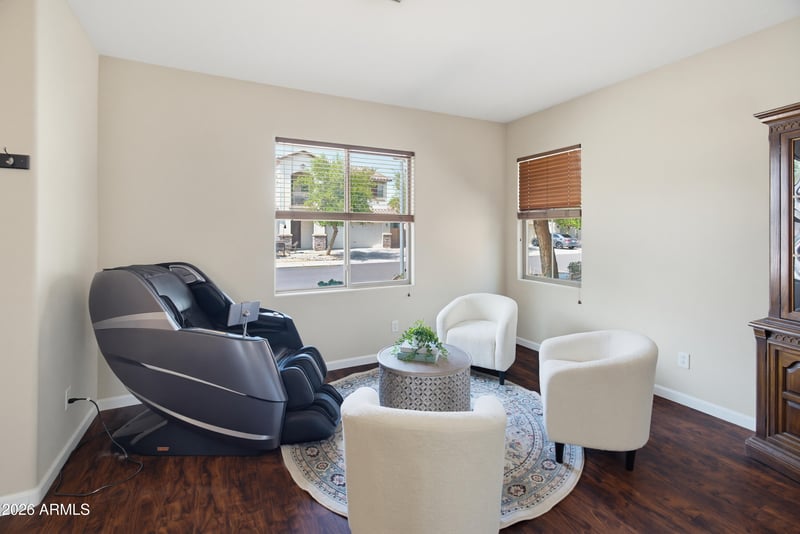 8719 W Magnolia St, Tolleson, AZ 85353