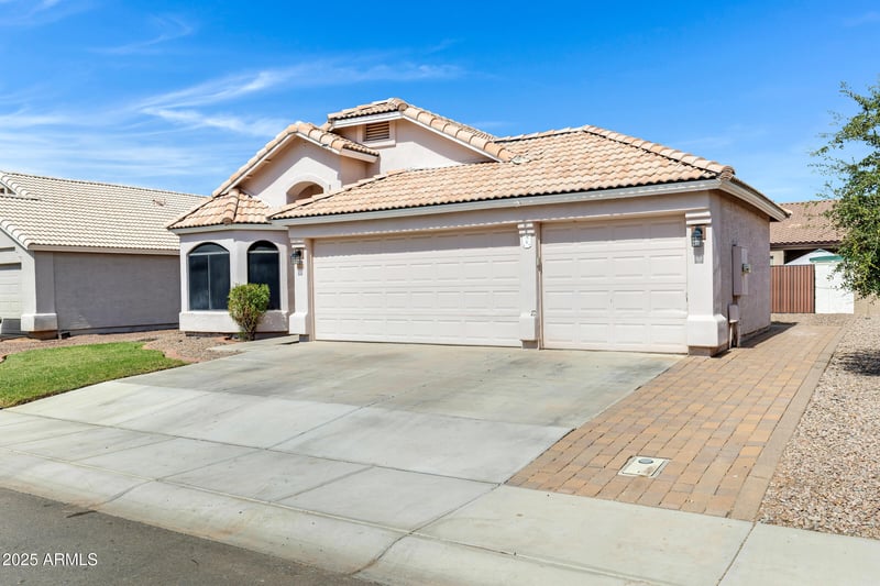 872 Baylor Ln, Chandler, AZ 85225