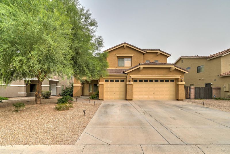 872 E Heather Dr, San Tan Valley, AZ 85140