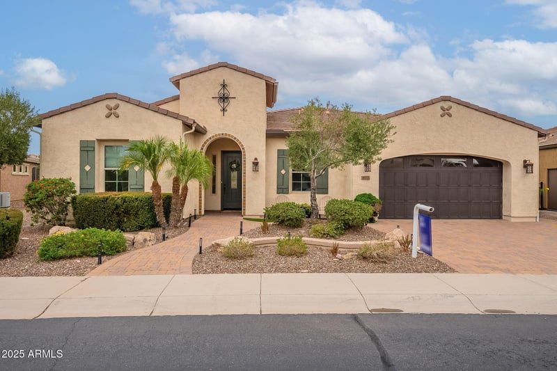 872 Harmony Way, Queen Creek, AZ 85140