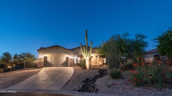 8720 E Norcroft Cir, Mesa, AZ 85207
