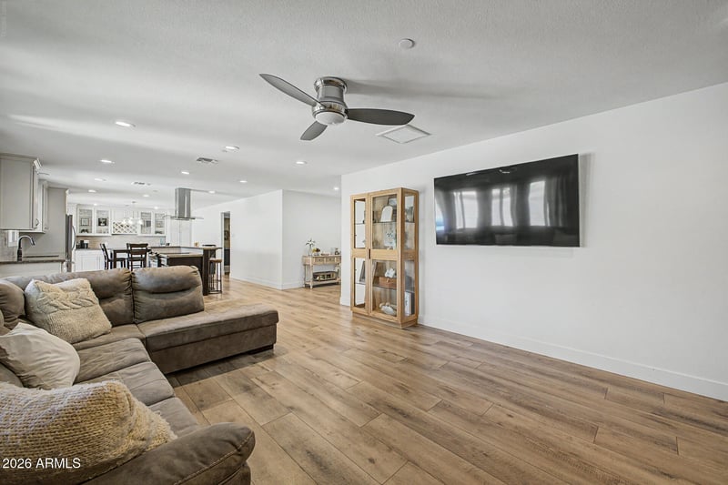 8720 E Whitton Ave, Scottsdale, AZ 85251