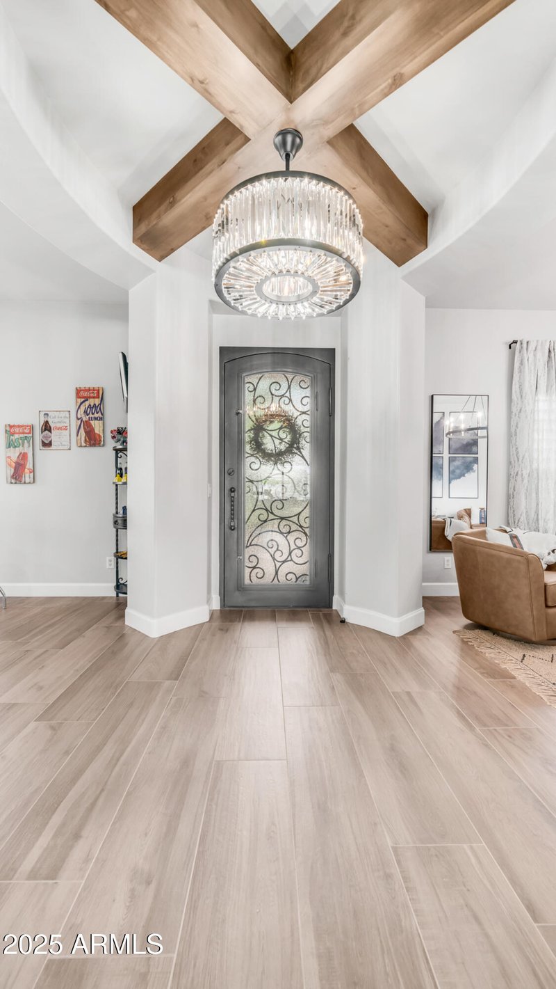 8720 Norcroft Cir, Mesa, AZ 85207