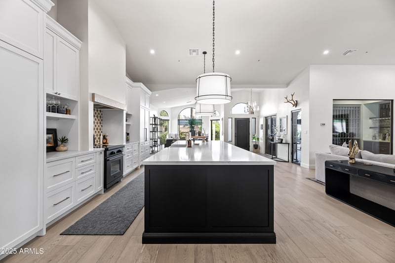 8720 San Vicente Dr, Scottsdale, AZ 85258