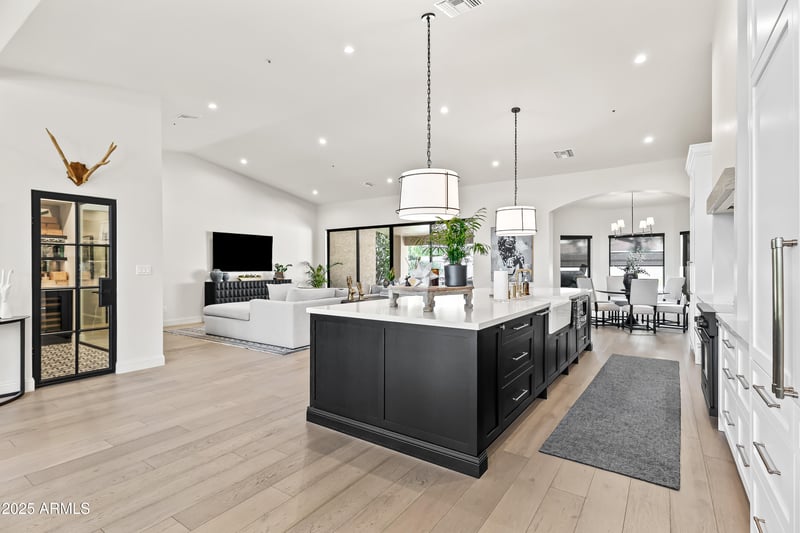 8720 San Vicente Dr, Scottsdale, AZ 85258