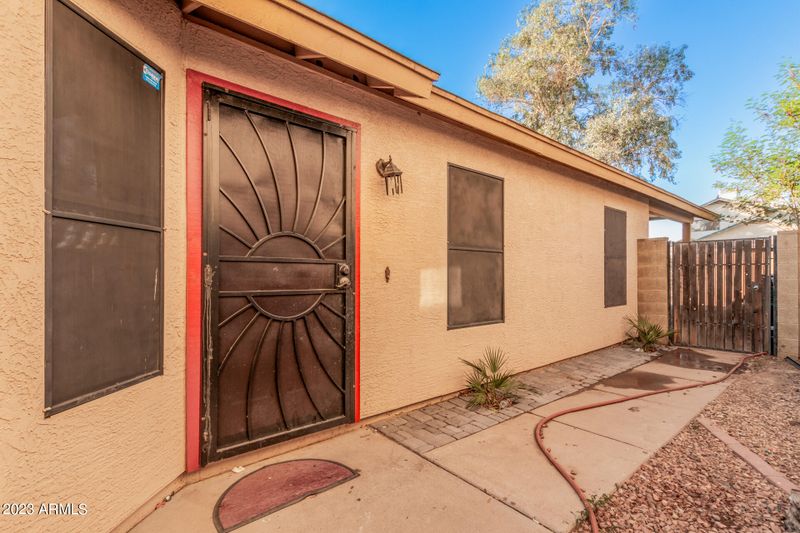 8720 W Amelia Ave, Phoenix, AZ 85037
