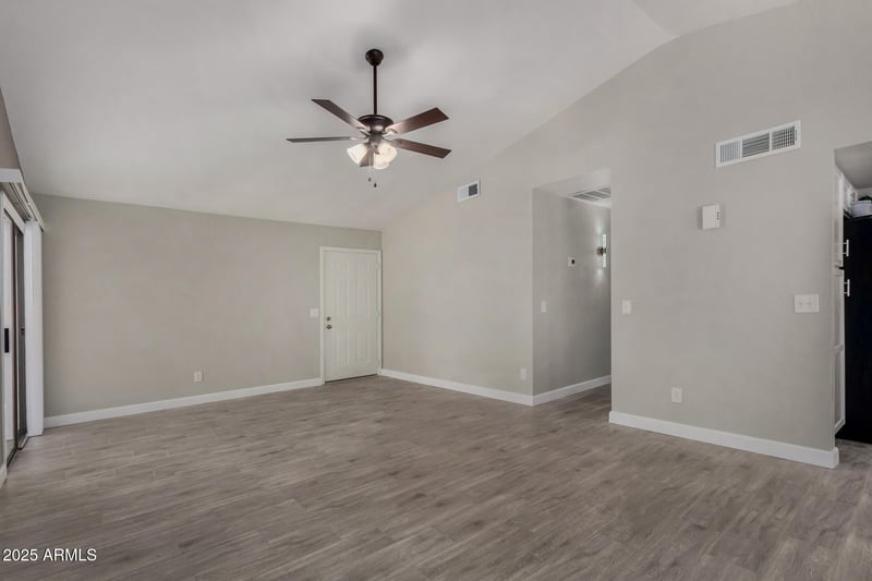 8720 Willowbrook Dr, Peoria, AZ 85382