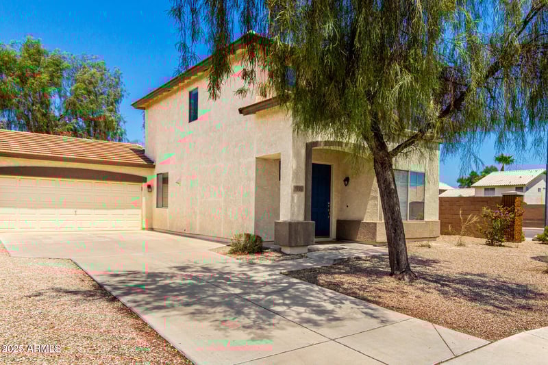8720 Windsor Dr, Peoria, AZ 85381