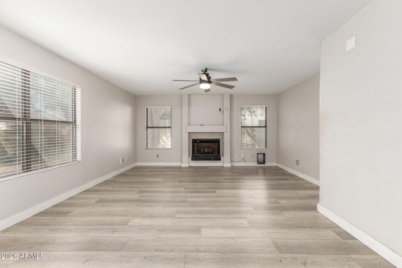 8721 W Edgemont Ave, Phoenix, AZ 85037