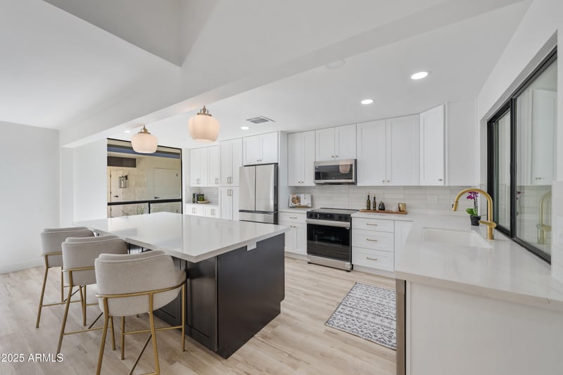 8722 Devonshire Ave, Scottsdale, AZ 85251