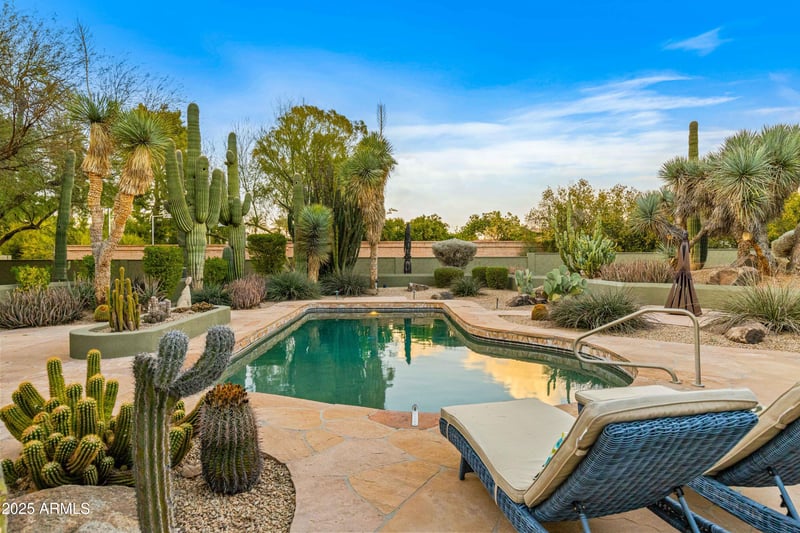 8724 68th St, Paradise Valley, AZ 85253