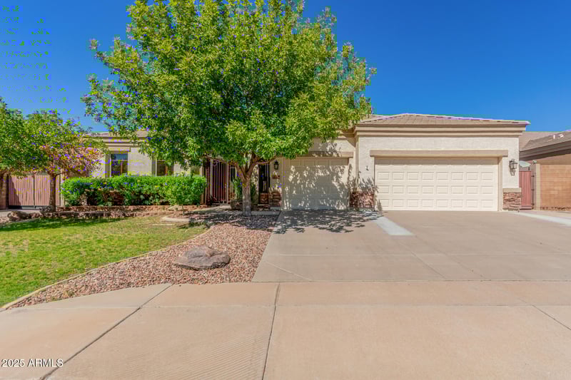 8724 Hillview St, Mesa, AZ 85207