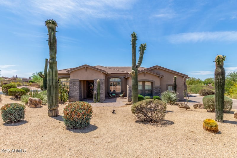 8725 Menlo Cir, Mesa, AZ 85207