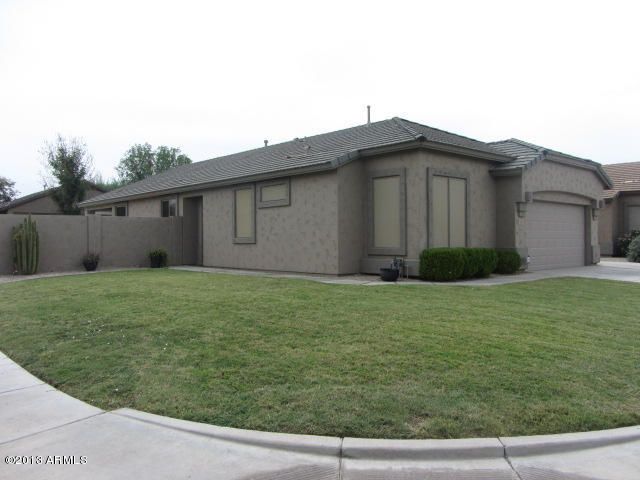 8725 N 57th Ln, Glendale, AZ 85302