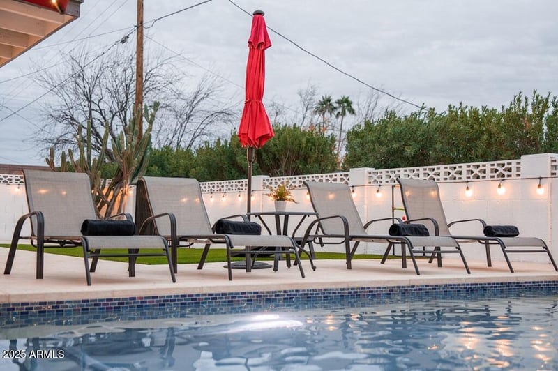 8725 Vista Dr, Scottsdale, AZ 85250