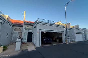 8726 67th Dr, Peoria, AZ 85345