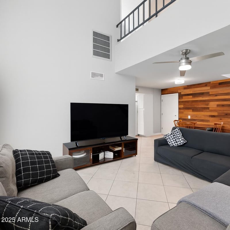 8726 67th Dr, Peoria, AZ 85345