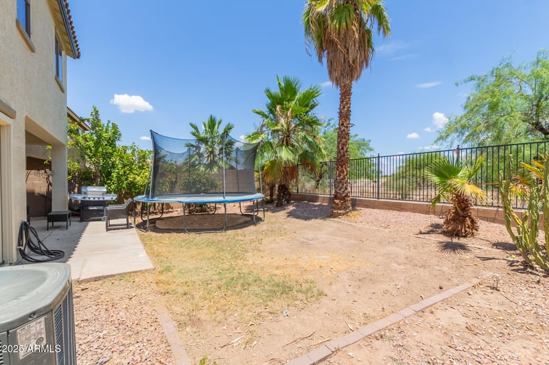 8727 40th Dr, Laveen, AZ 85339