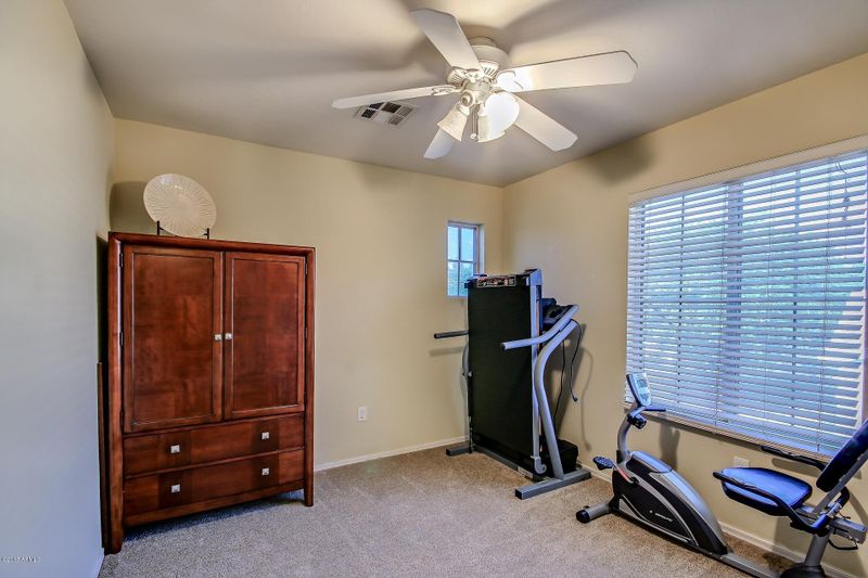 8727 E Lomita Ave, Mesa, AZ 85209