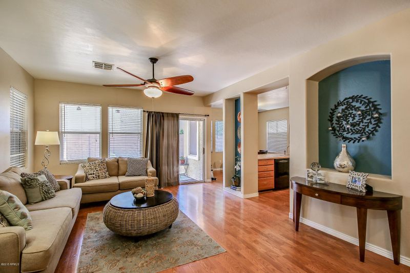 8727 E Lomita Ave, Mesa, AZ 85209
