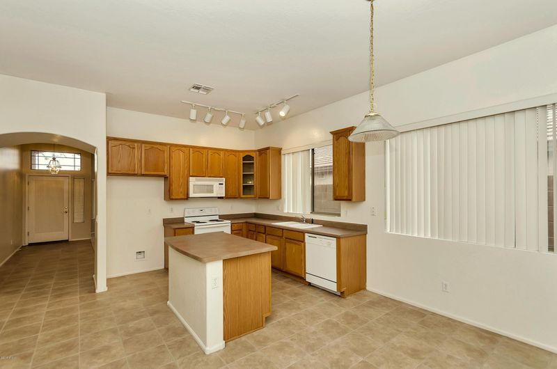 8729 E Plata Ave, Mesa, AZ 85212
