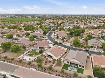 8729 Carole Ln, Glendale, AZ 85305