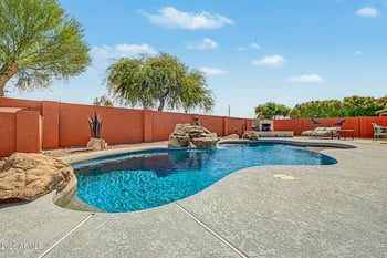 8729 W Tonopah Dr, Peoria, AZ 85382
