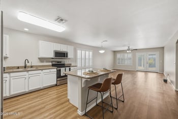 873 E Saratoga St, Gilbert, AZ 85296